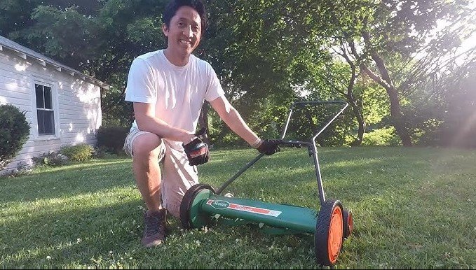 what is push lawn mower