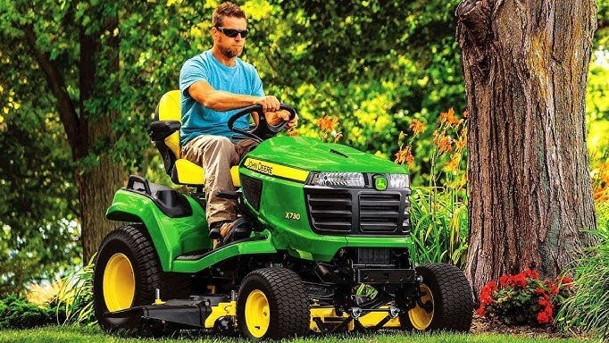 who makes best riding lawn mower